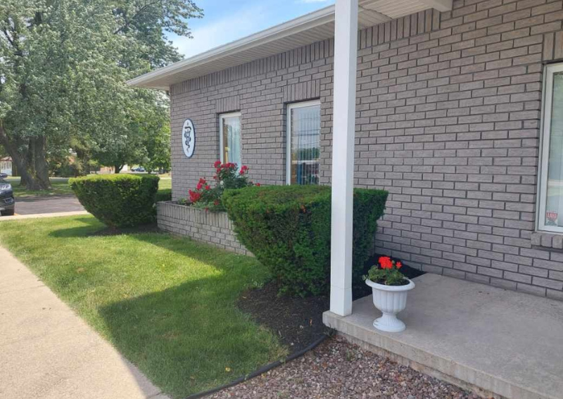 Carousel Slide 4: Wright's Corners Animal Care Center, Lockport